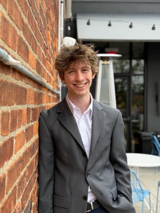 Emmett presenting at Bamboo coworking space